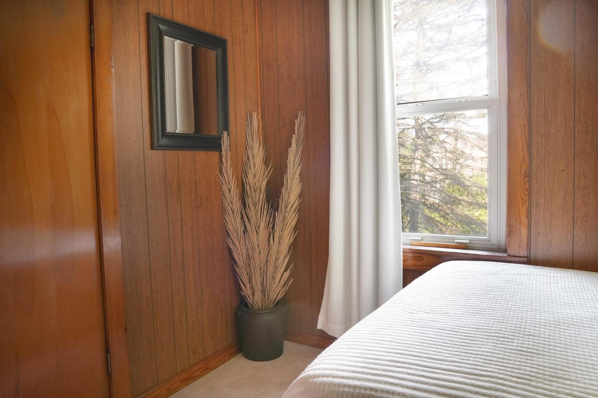 Peaceful Retreat In The Woods 3 Bedroom King Bed Holiday home